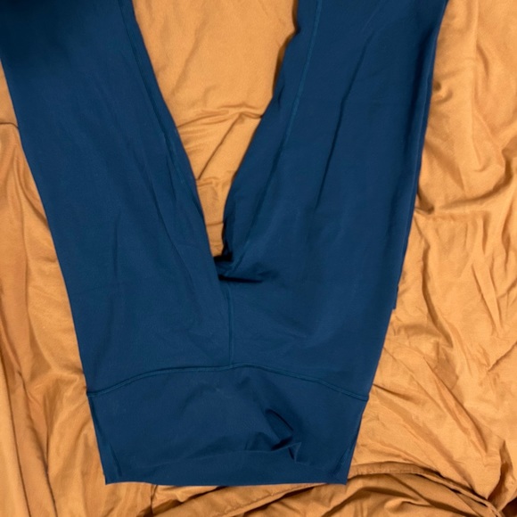 navy lulu lemon leggings! - Picture 2 of 4